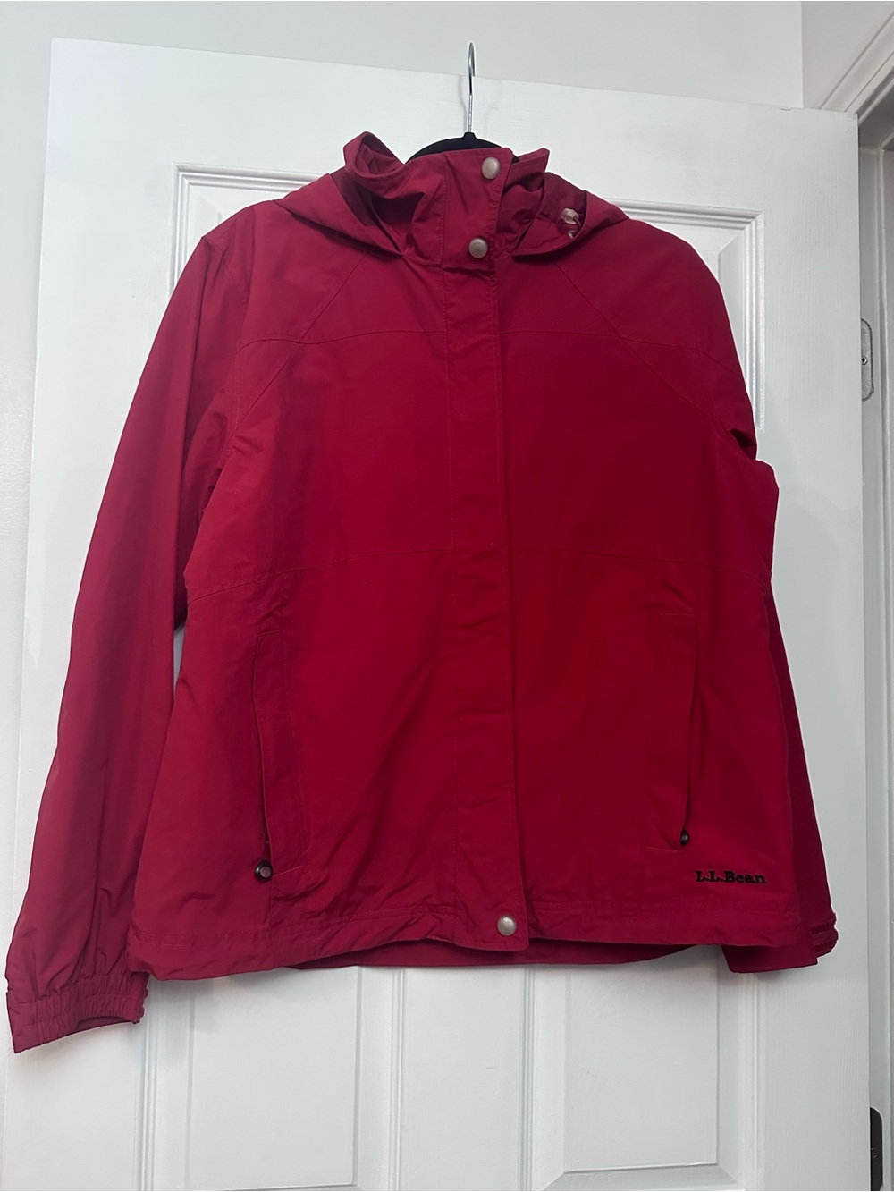 L L Bean Red Raincoat Women’s Medium